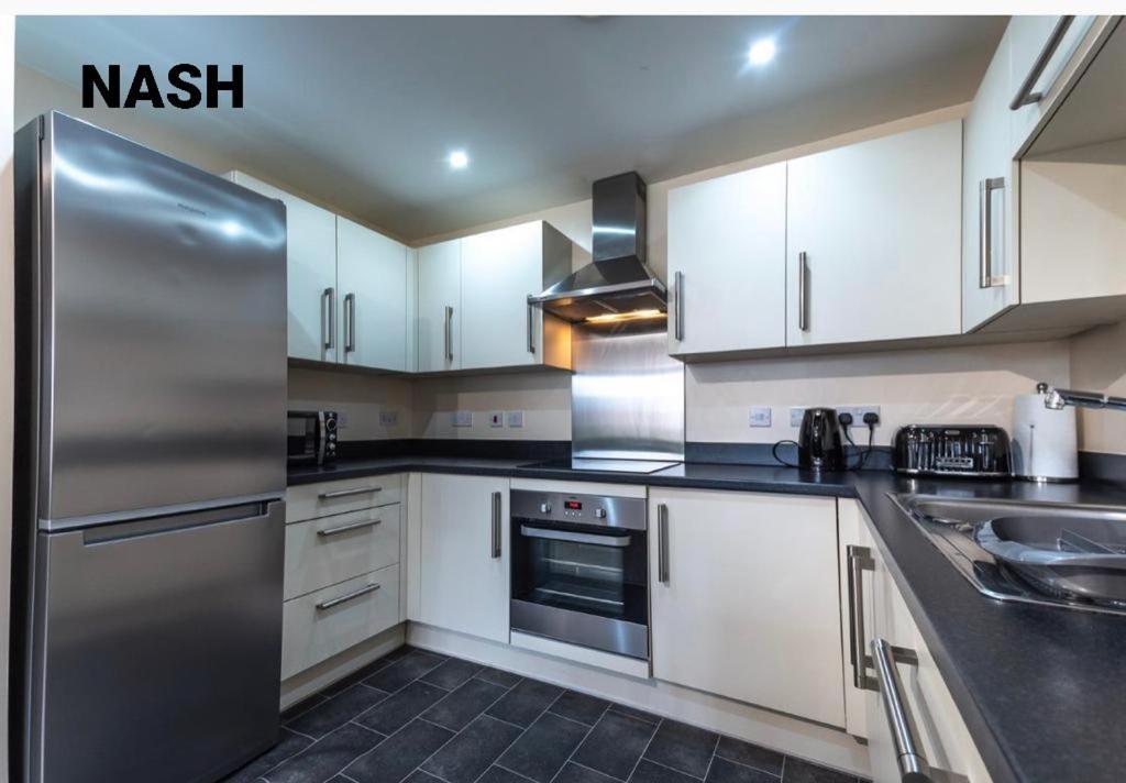 Stylish 2 Bedroom Apartment-Short Term Lets & Serviced Accomodation Reading Exterior foto