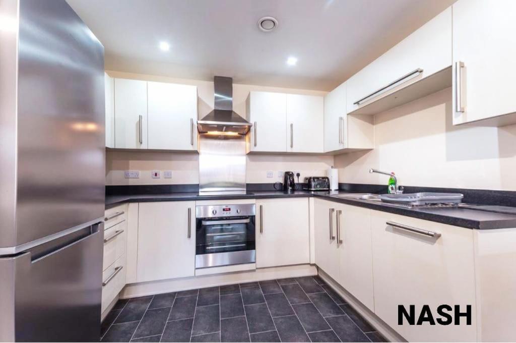 Stylish 2 Bedroom Apartment-Short Term Lets & Serviced Accomodation Reading Exterior foto
